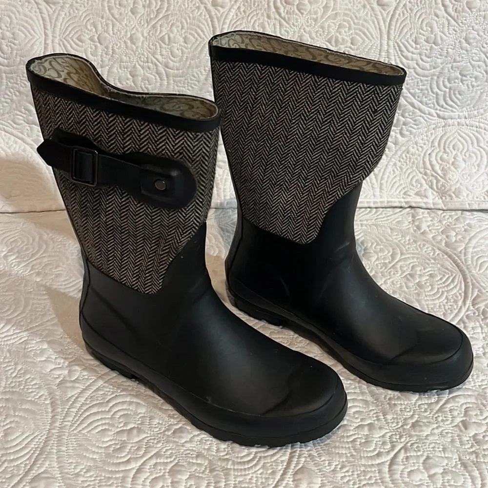 Chooka‎ boots, size 6